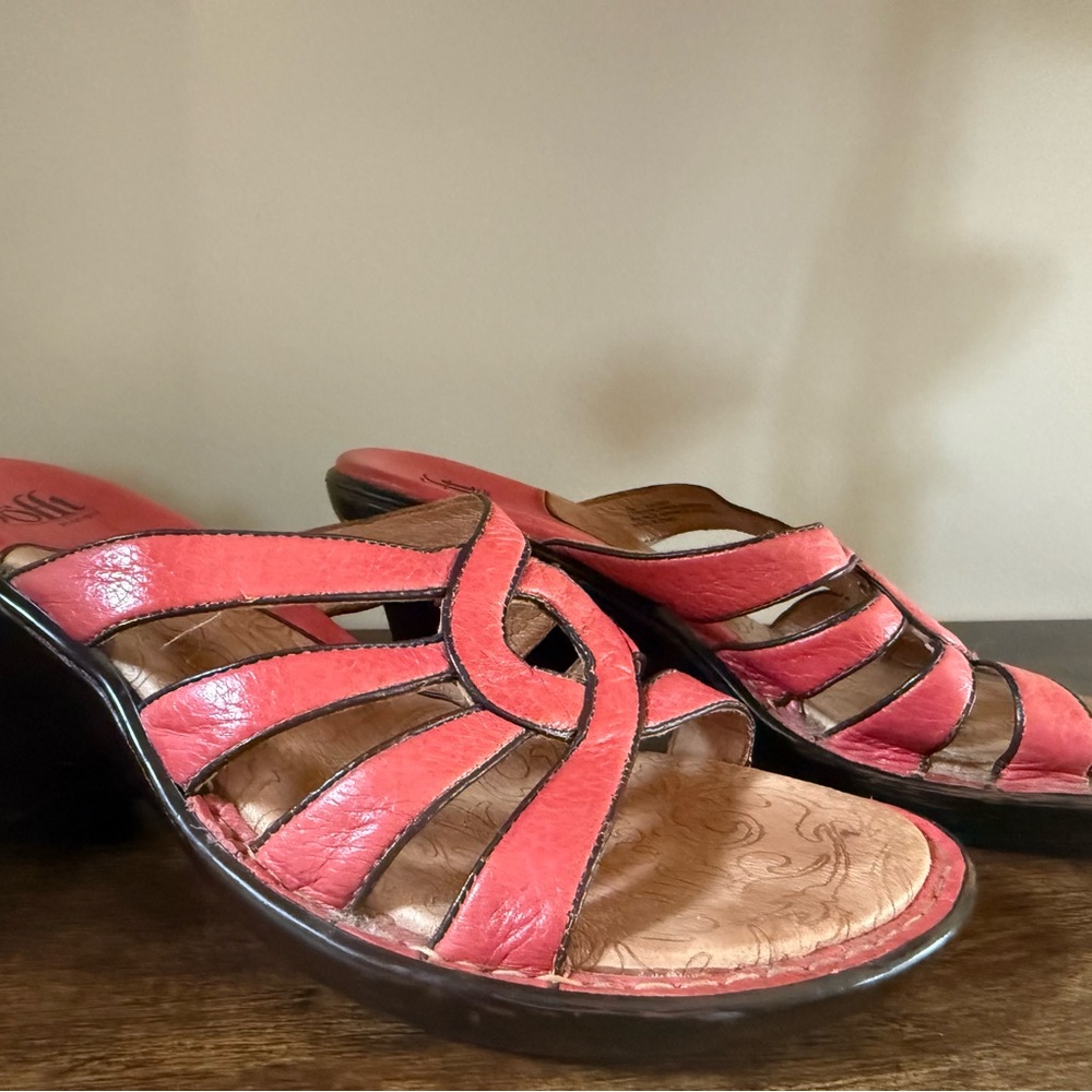 Stylish Women's Pink Sandals